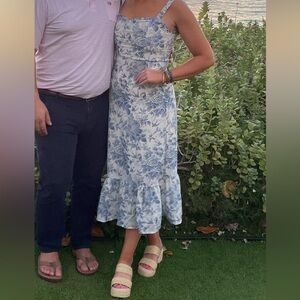 Sunday Up Blue and White Floral Midi Dress - L